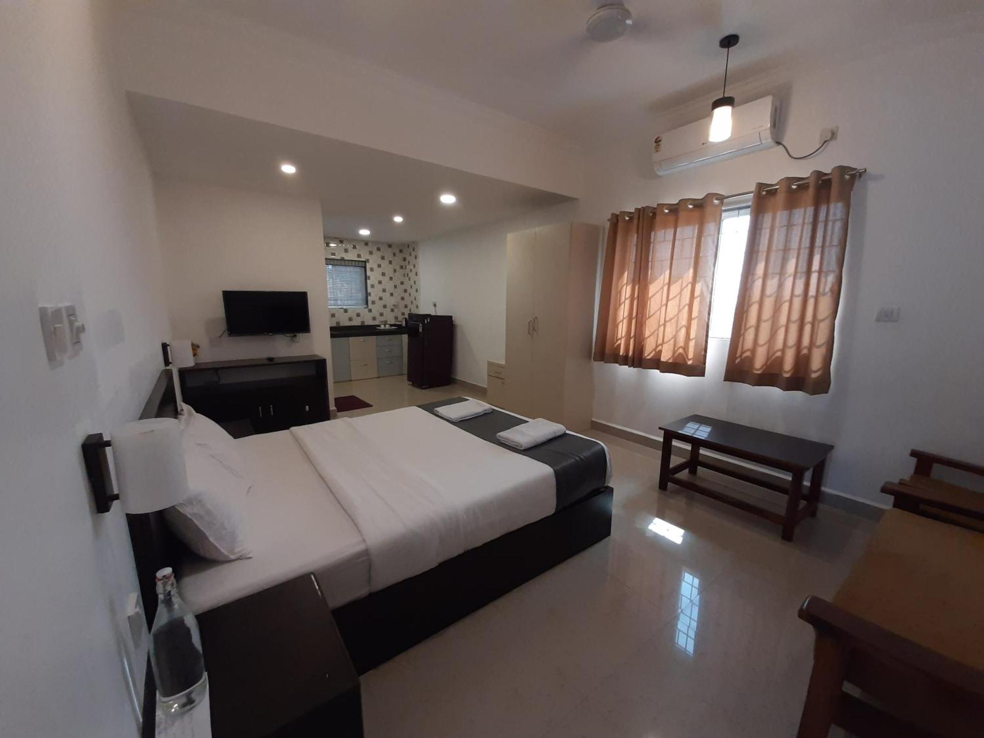Hotel Rsa Residency Pernem エクステリア 写真