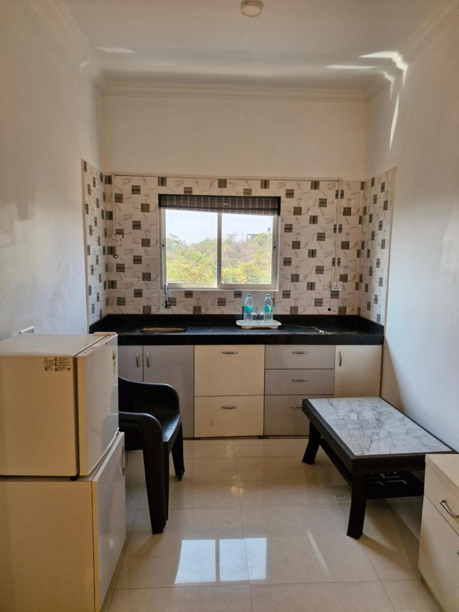 Hotel Rsa Residency Pernem エクステリア 写真