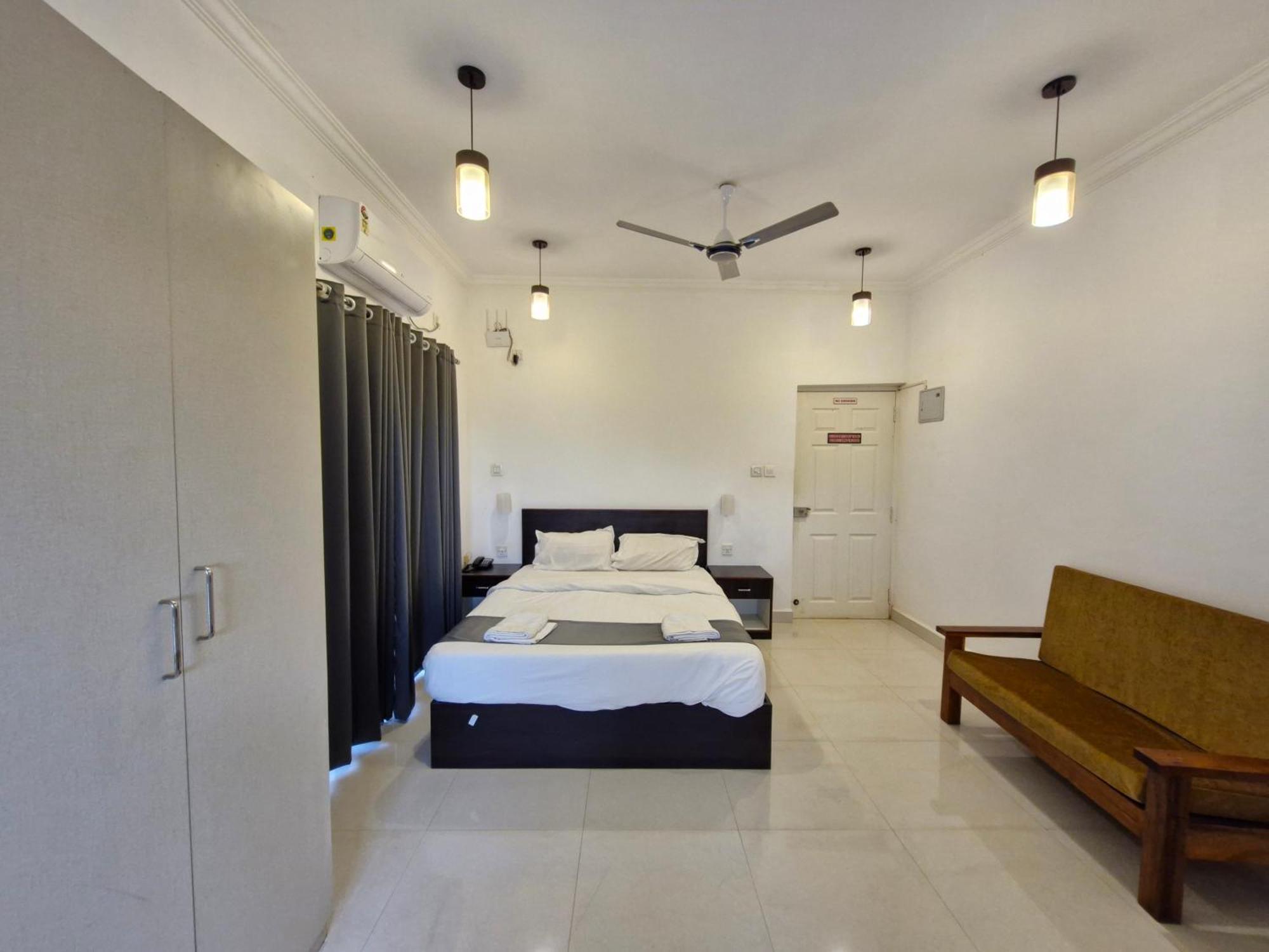 Hotel Rsa Residency Pernem エクステリア 写真